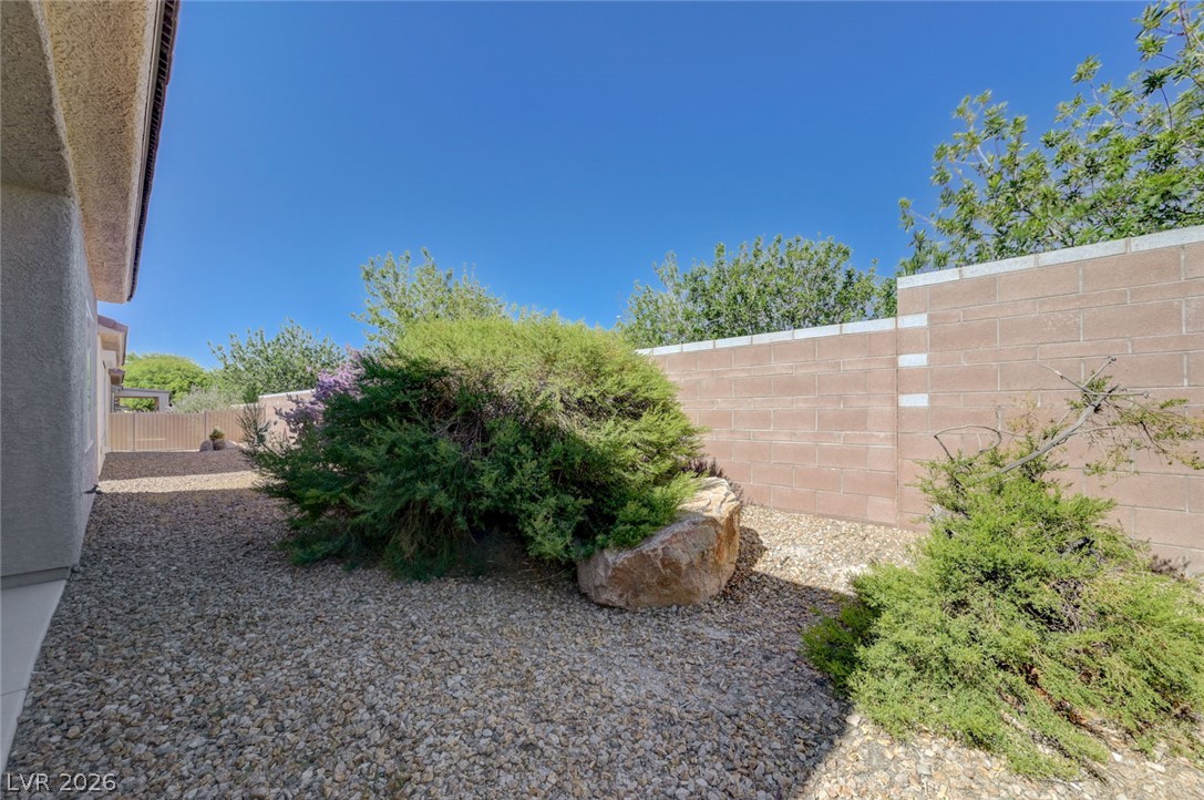 7865 Lily Trotter Street Property Photo 31