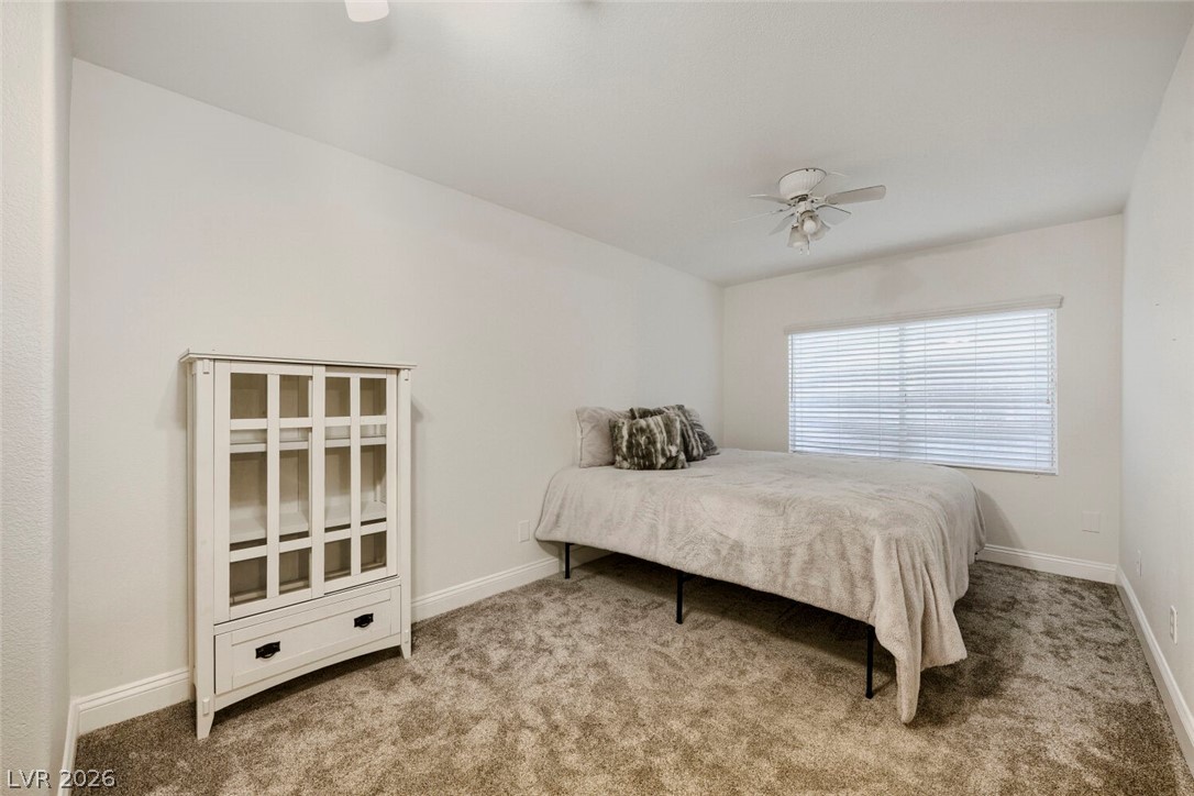 8716 Castle Hill Avenue Property Photo 23