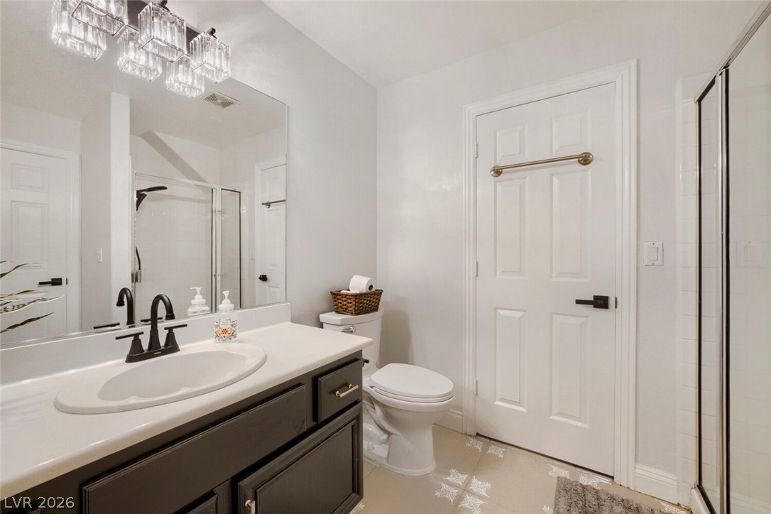 8716 Castle Hill Avenue Property Photo 33