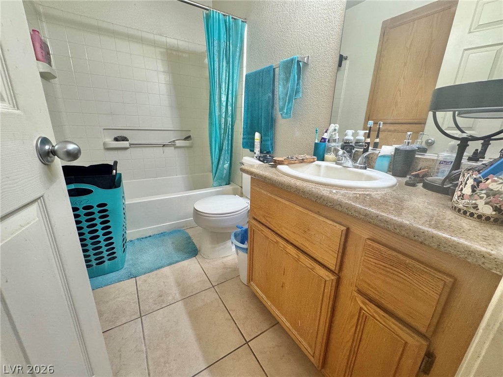 3318 North Decatur Boulevard 2040 Property Photo 12