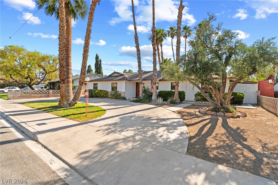 1212 Westlund Drive Property Photo 1