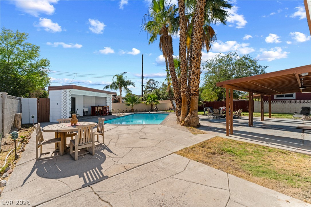 1212 Westlund Drive Property Photo 40