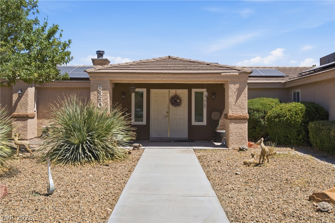 8350 Lori Marie Circle Property Photo 1
