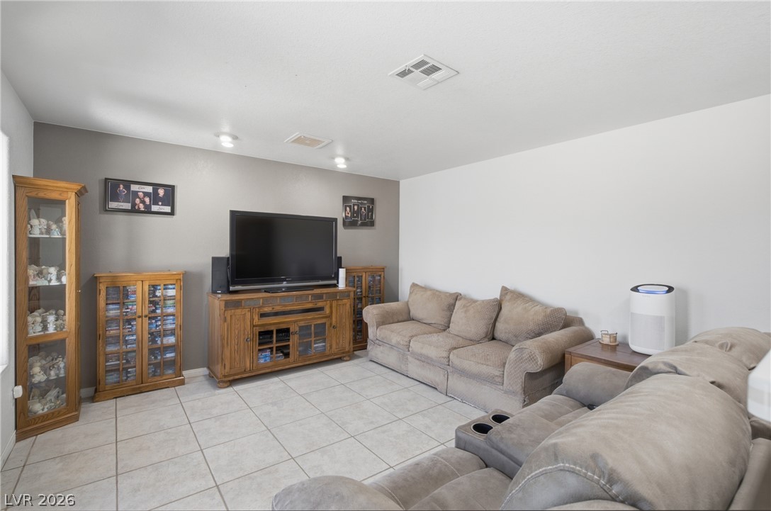 8350 Lori Marie Circle Property Photo 7