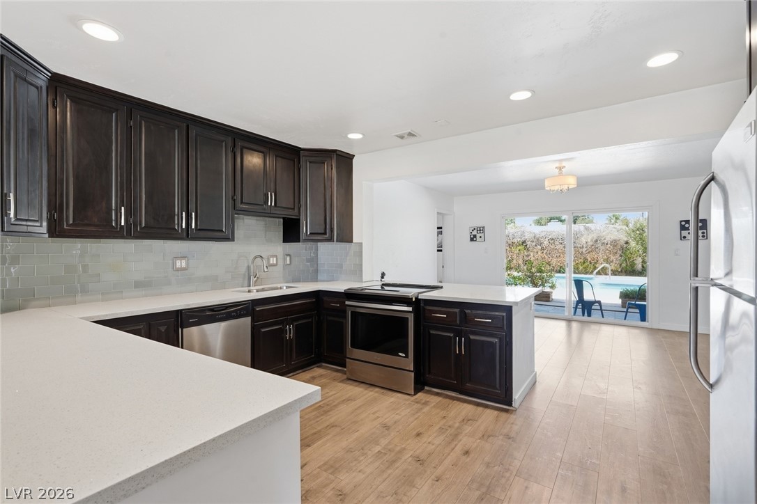 909 Canosa Avenue Property Photo 4