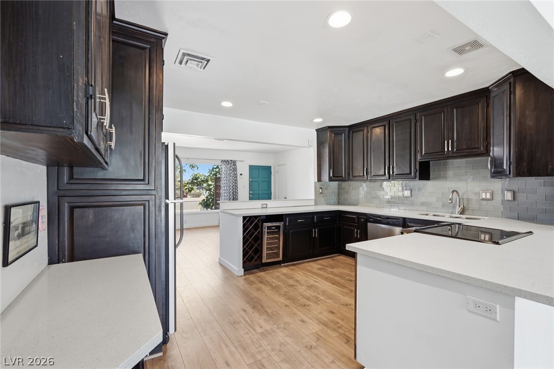 909 Canosa Avenue Property Photo 31