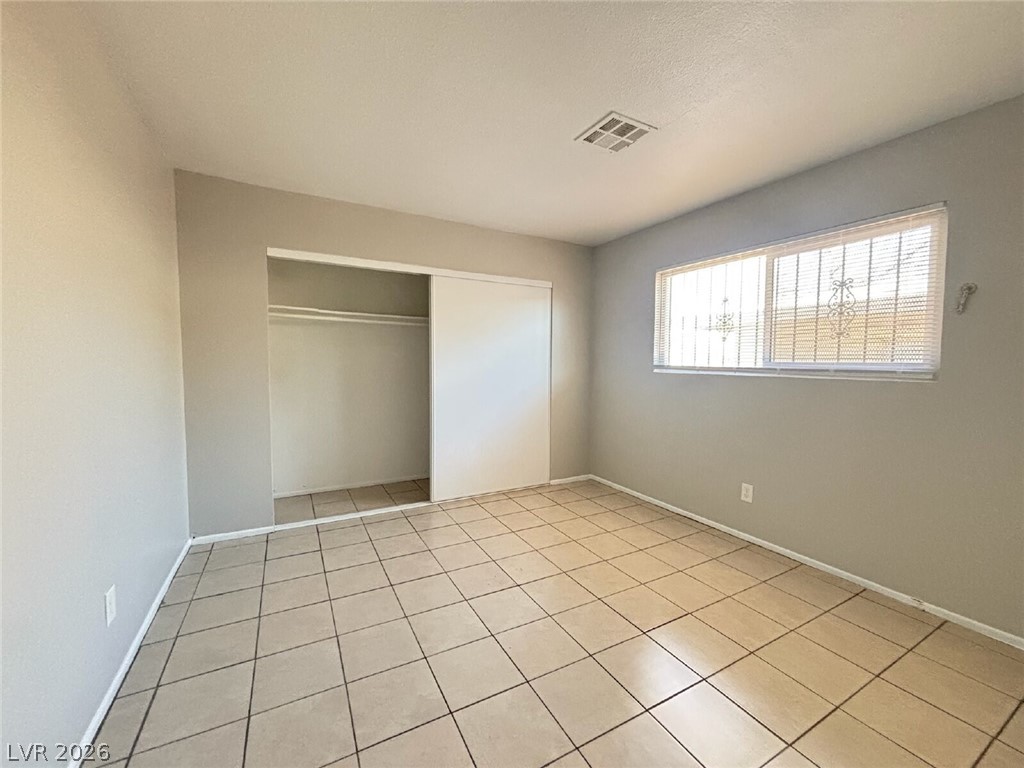 2504 East Mesquite Avenue Property Photo 3