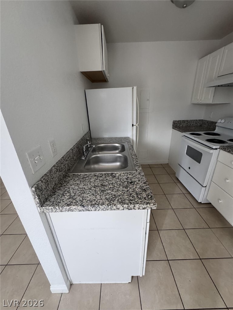 2504 East Mesquite Avenue Property Photo 7