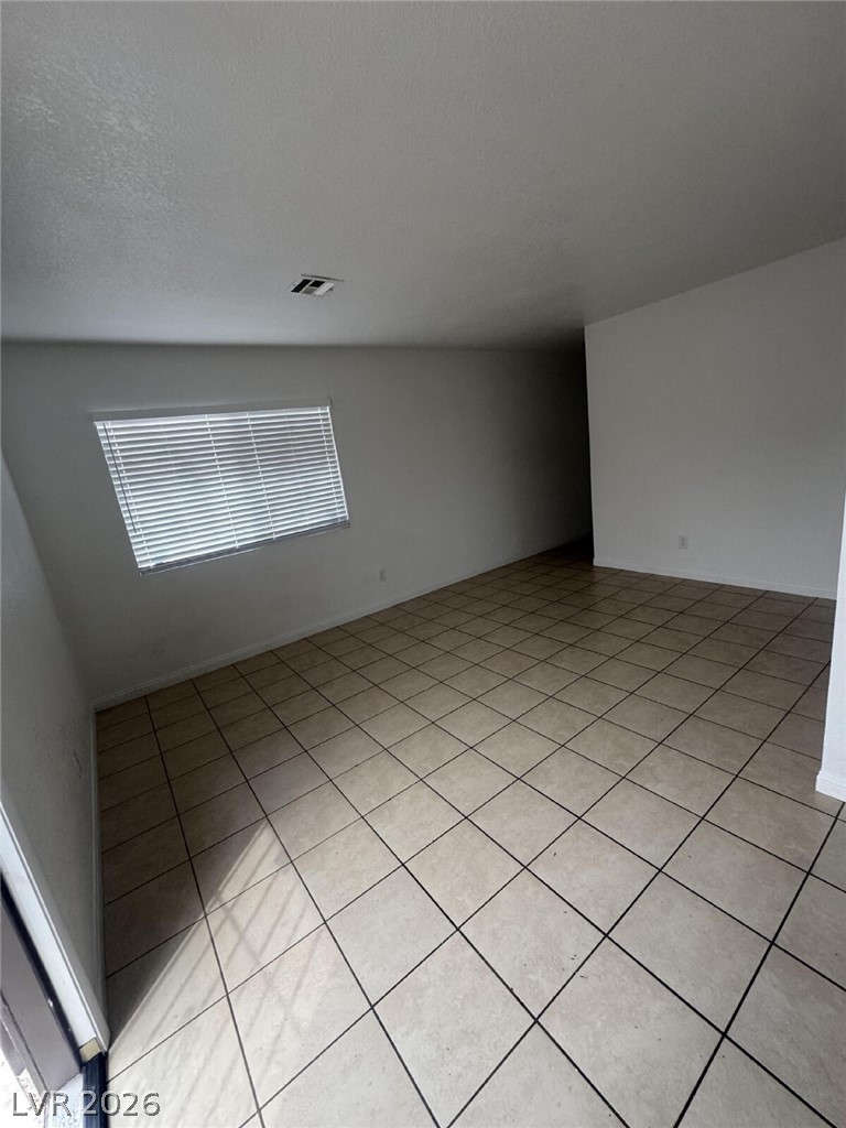 2504 East Mesquite Avenue Property Photo 8