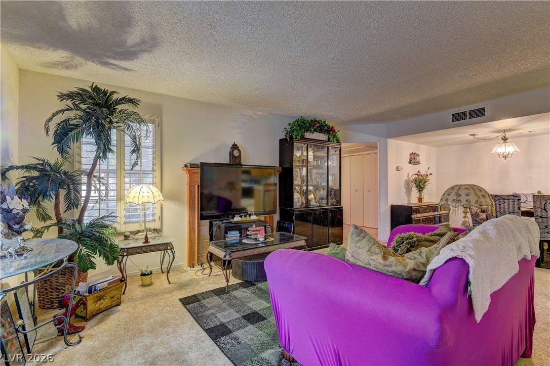 9070 Spring Mountain Road 113 Property Photo 5