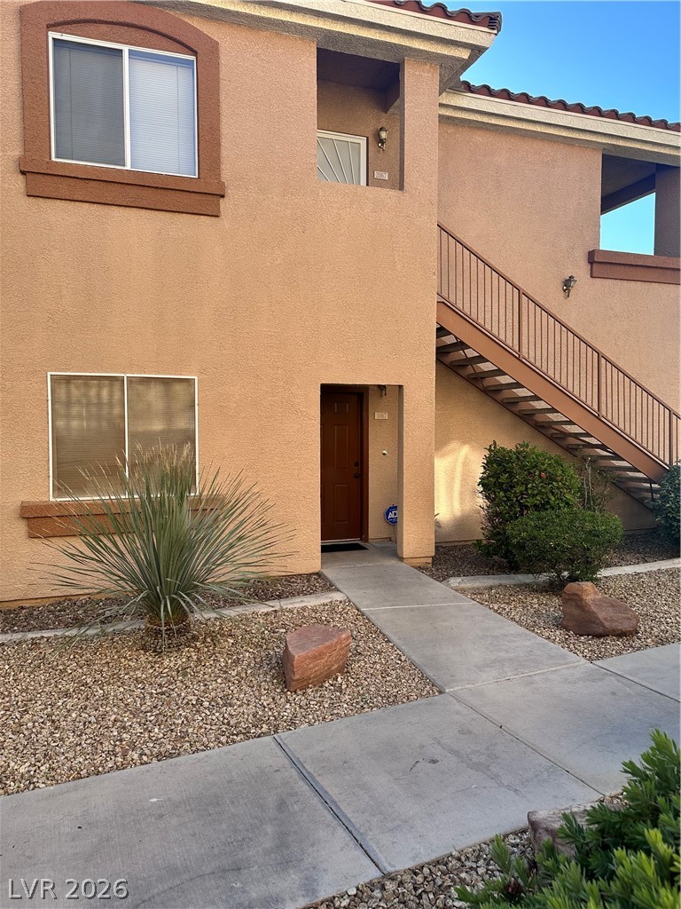 1050 East Cactus Avenue 1067 Property Photo 1