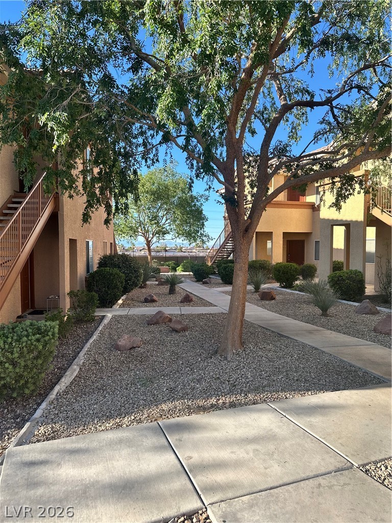 1050 East Cactus Avenue 1067 Property Photo 13