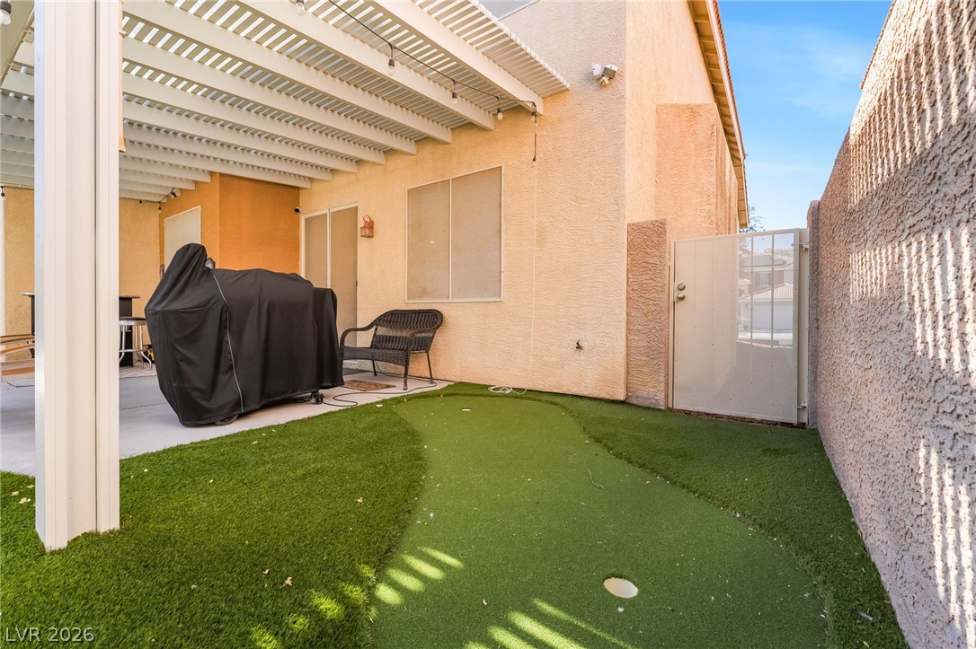 4916 Soaring Springs Avenue Property Photo 44