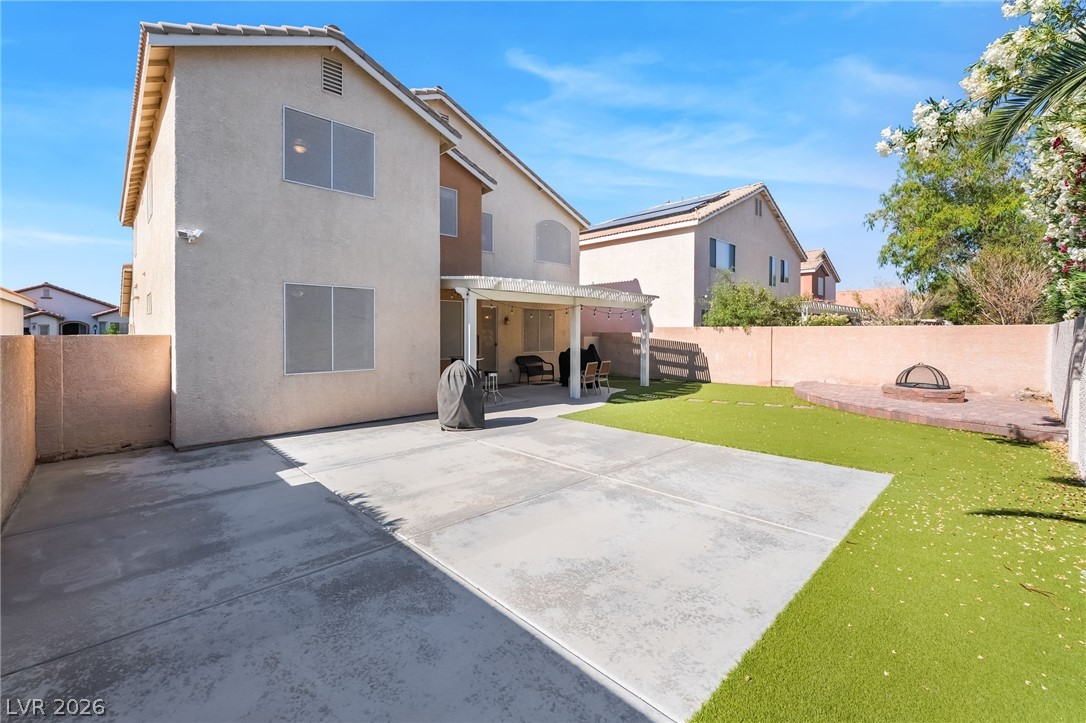 4916 Soaring Springs Avenue Property Photo 45