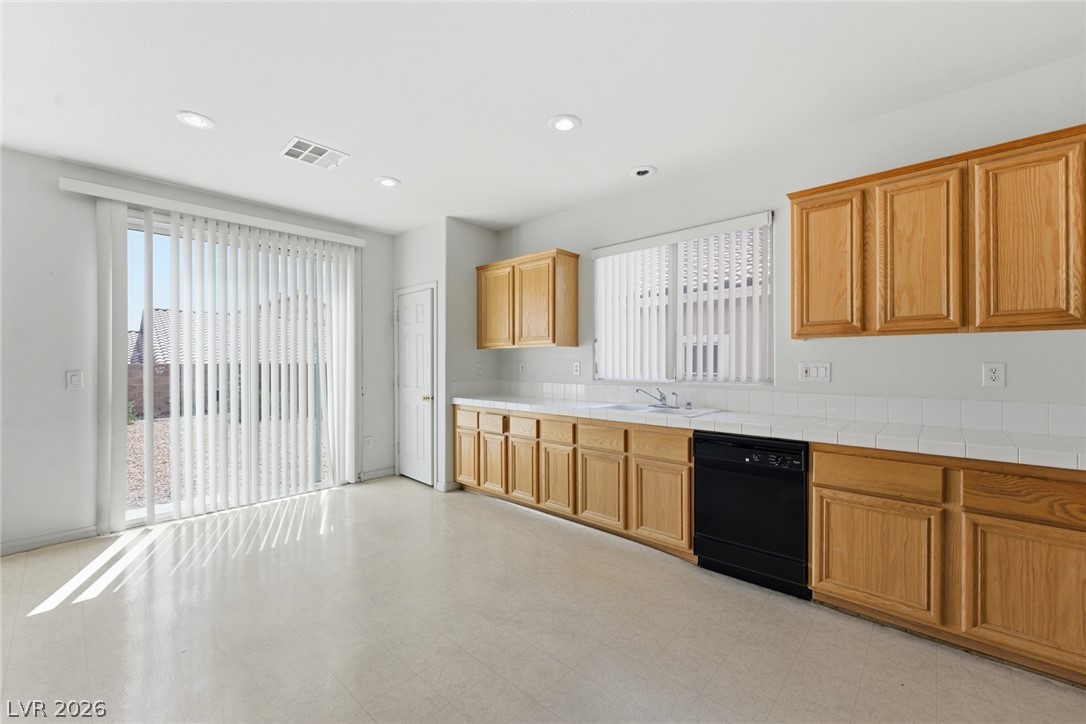 6720 Sugarbird Court Property Photo 7