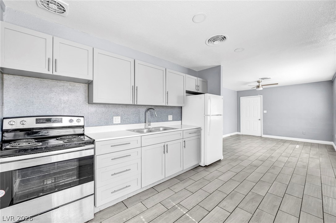 2527 Carroll Street Property Photo 6