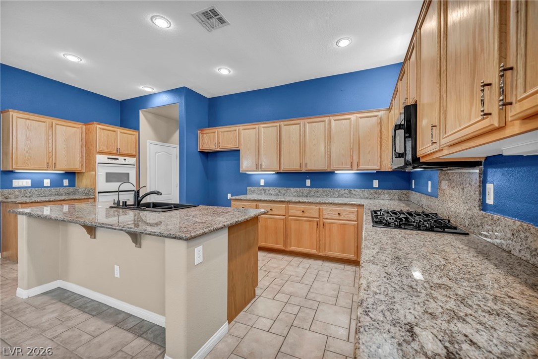3009 Teal Beach Street Property Photo 16
