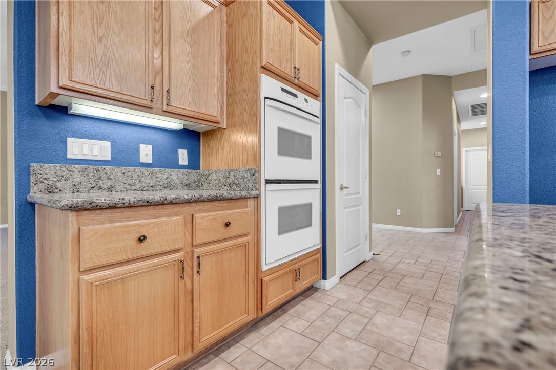 3009 Teal Beach Street Property Photo 17