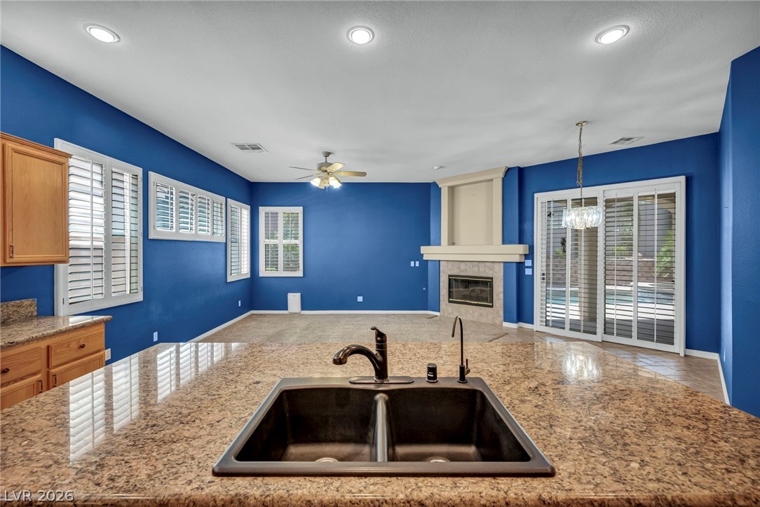 3009 Teal Beach Street Property Photo 18