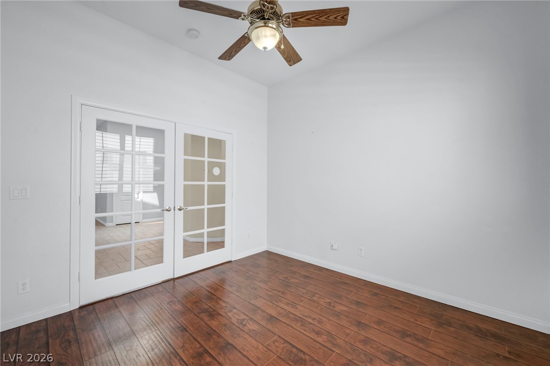 3009 Teal Beach Street Property Photo 33
