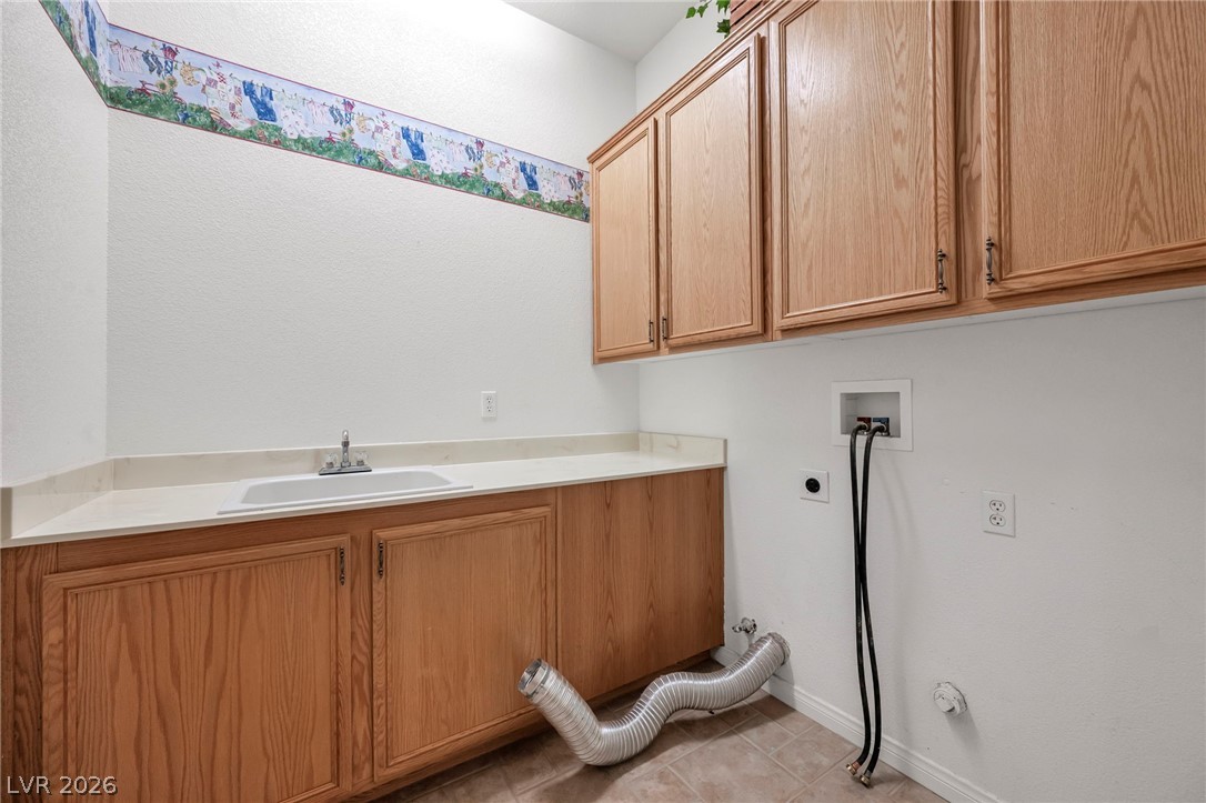 3009 Teal Beach Street Property Photo 45