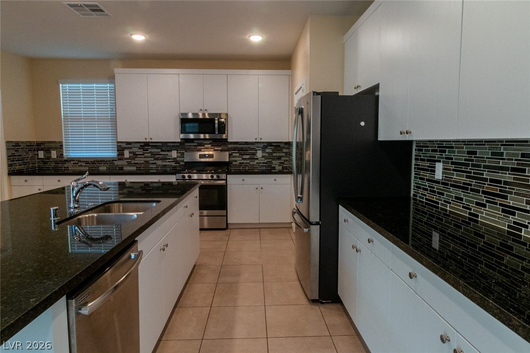 544 Ruby Mesa Avenue Property Photo 20
