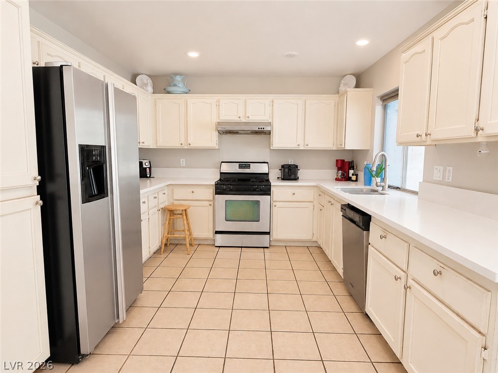 2217 Avery Drive Property Photo 14