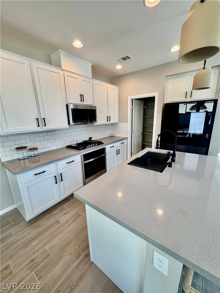 643 Solar Citrine Street Property Photo 3