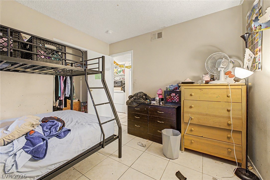 5015 Carmel Avenue Property Photo 7