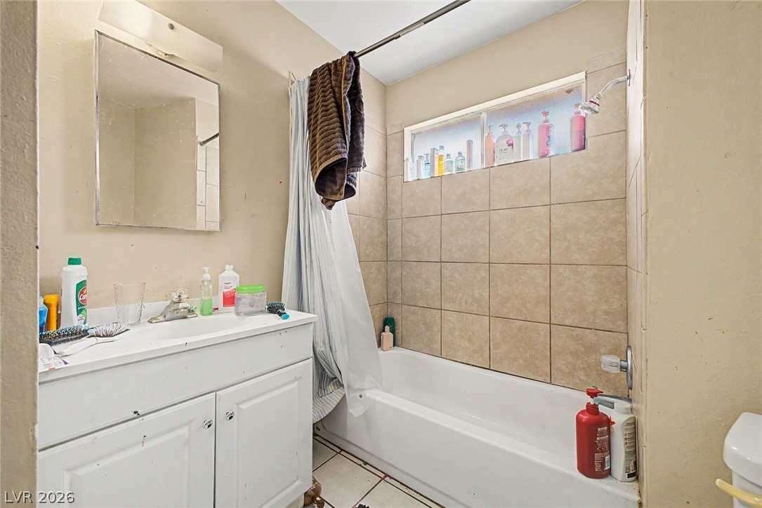 5015 Carmel Avenue Property Photo 11
