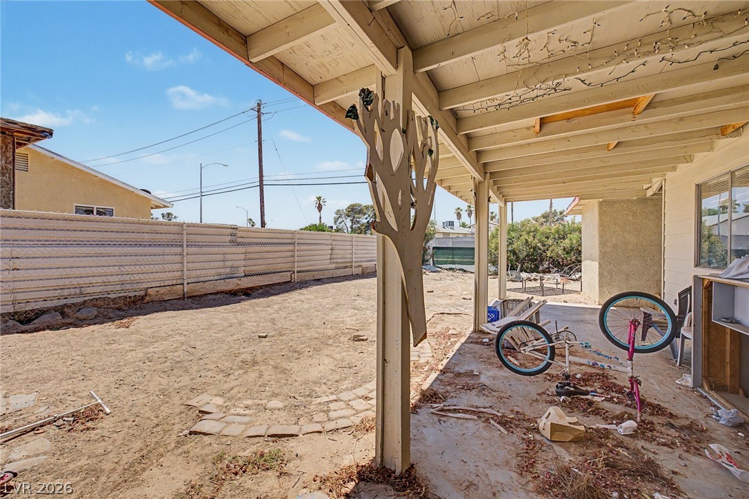 5015 Carmel Avenue Property Photo 18