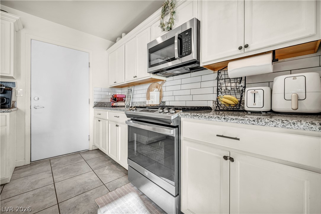 5037 Bloodhound Street Property Photo 11