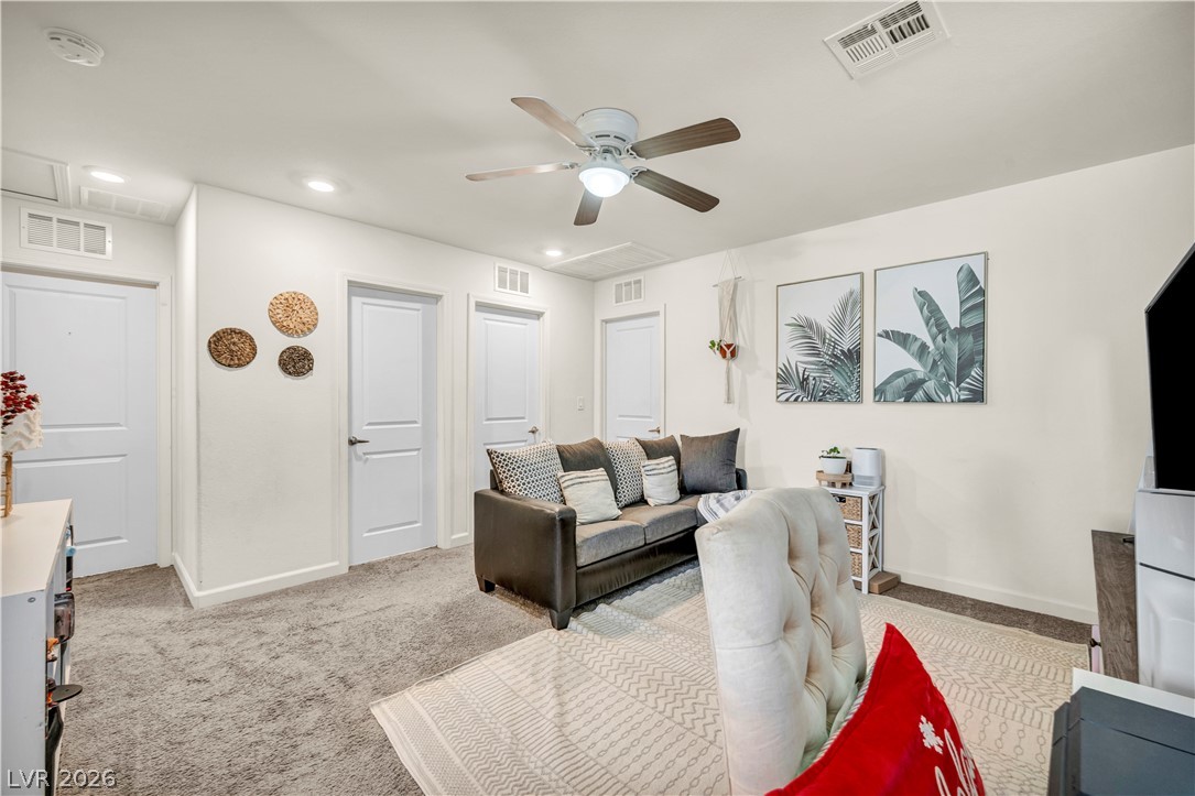 5037 Bloodhound Street Property Photo 17