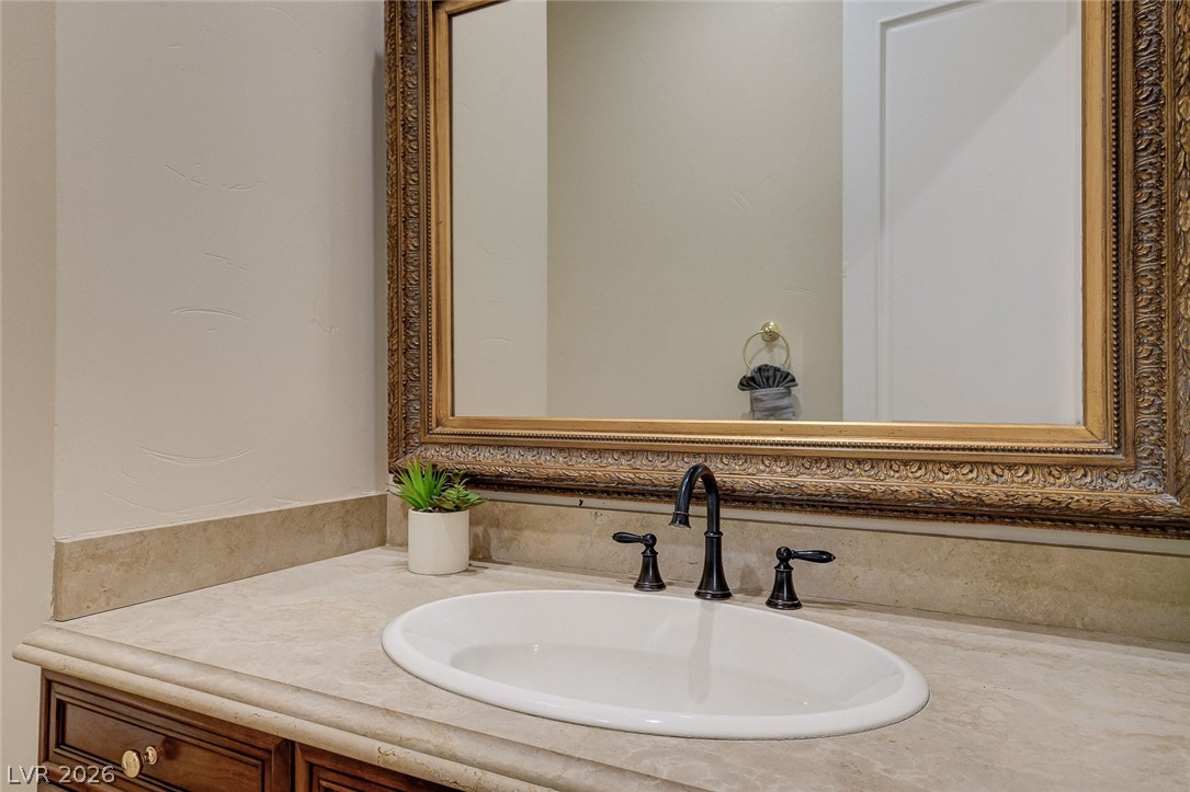 6180 El Camino Road Property Photo 22