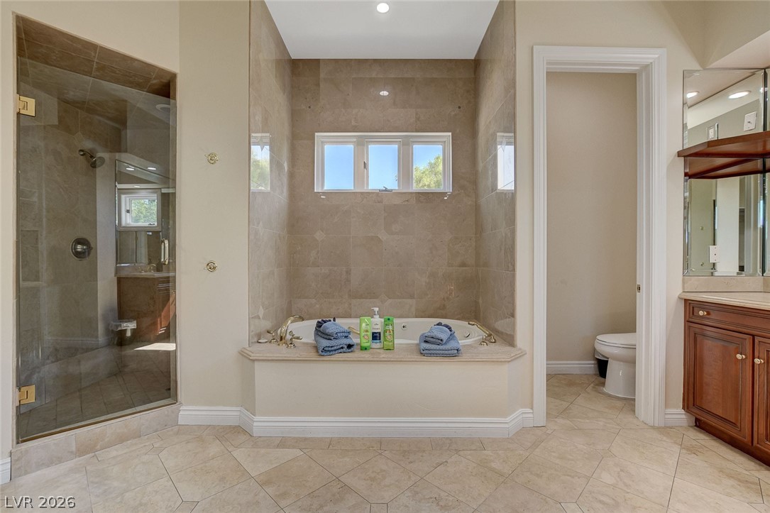 6180 El Camino Road Property Photo 25