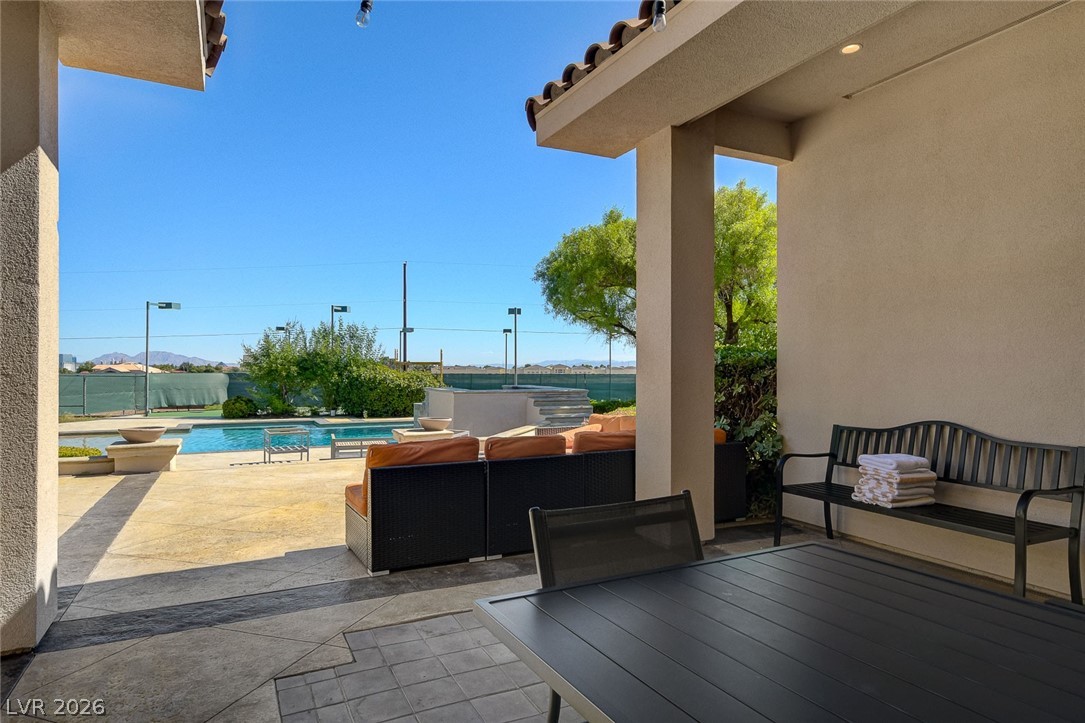 6180 El Camino Road Property Photo 40