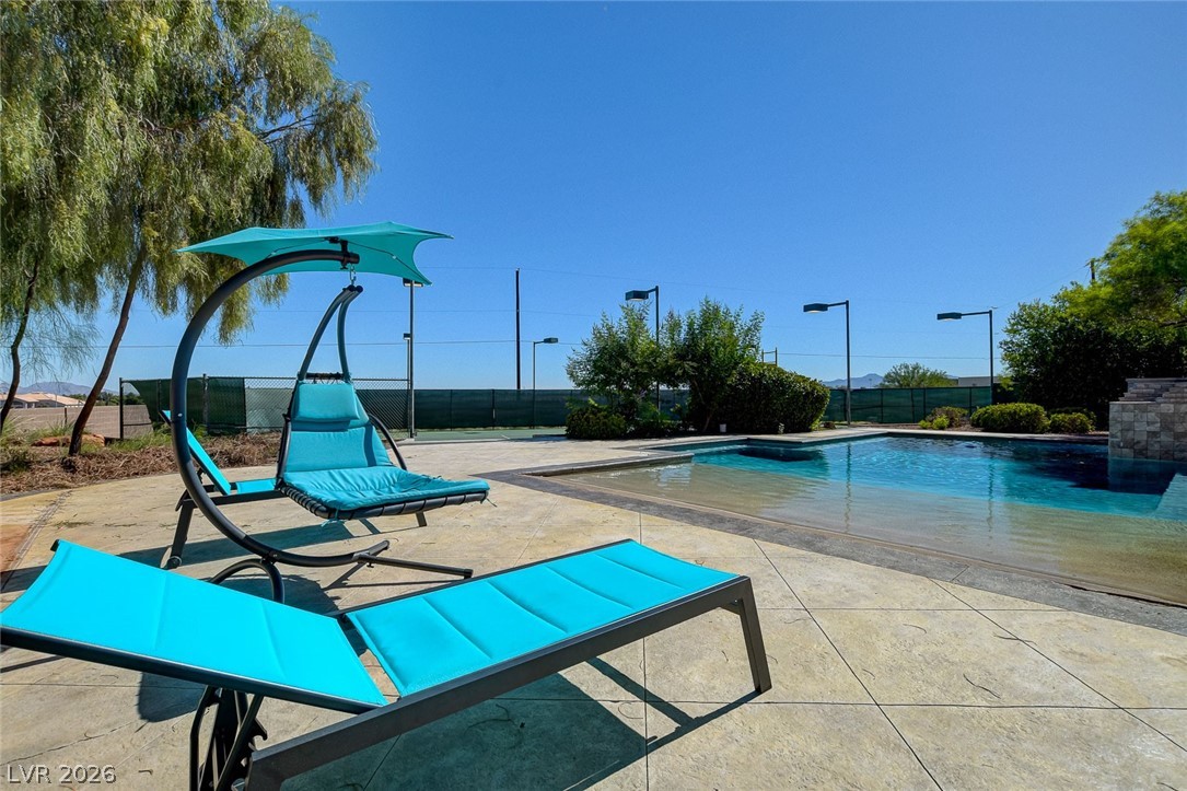 6180 El Camino Road Property Photo 42