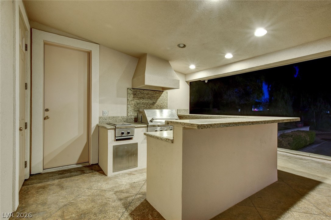 6180 El Camino Road Property Photo 60