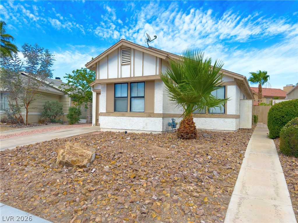 4540 Cedarspring Drive Property Photo 3