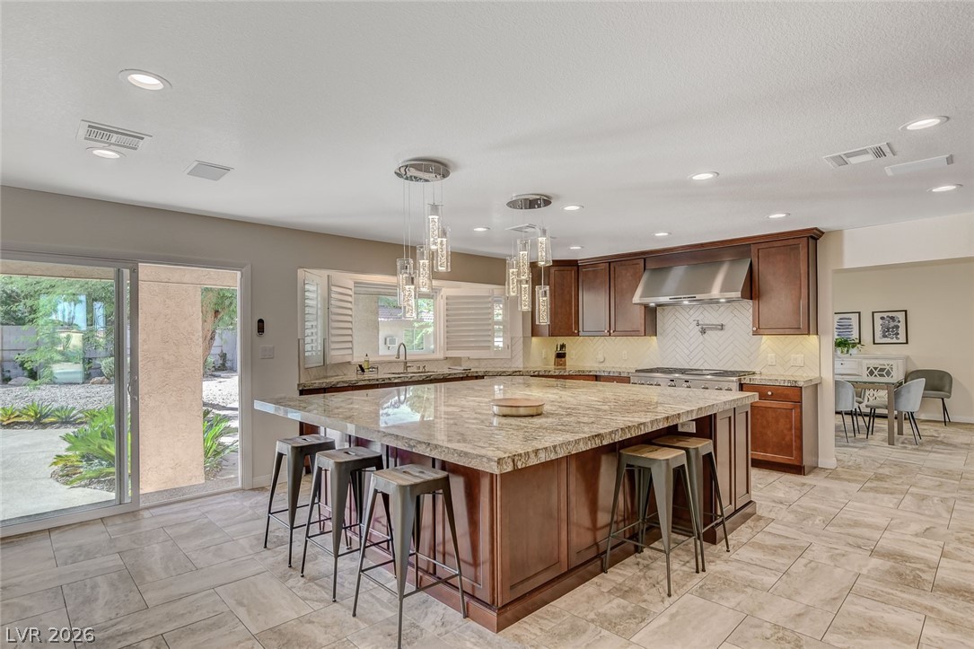 5167 Jarom Street Property Photo 12