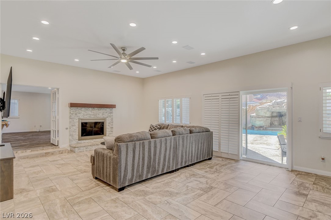 5167 Jarom Street Property Photo 15