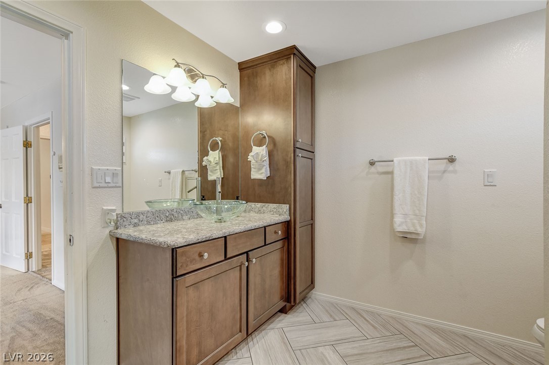 5167 Jarom Street Property Photo 38