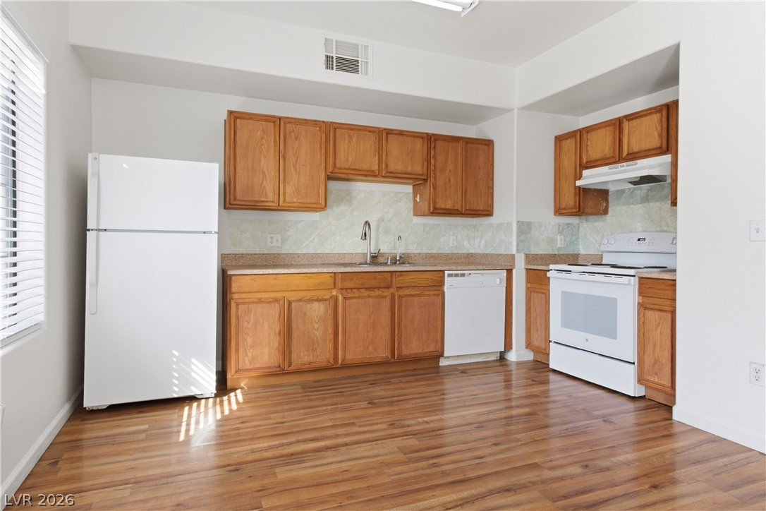 2151 Hussium Hills Street 104 Property Photo 4