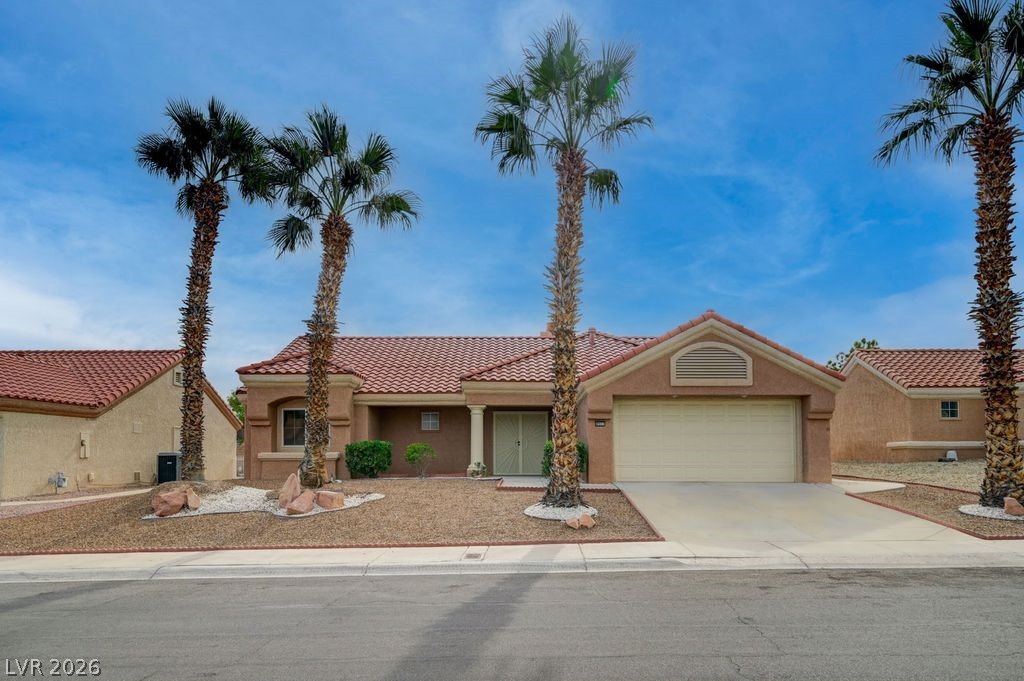 8901 Villa Ridge Drive Property Photo 1