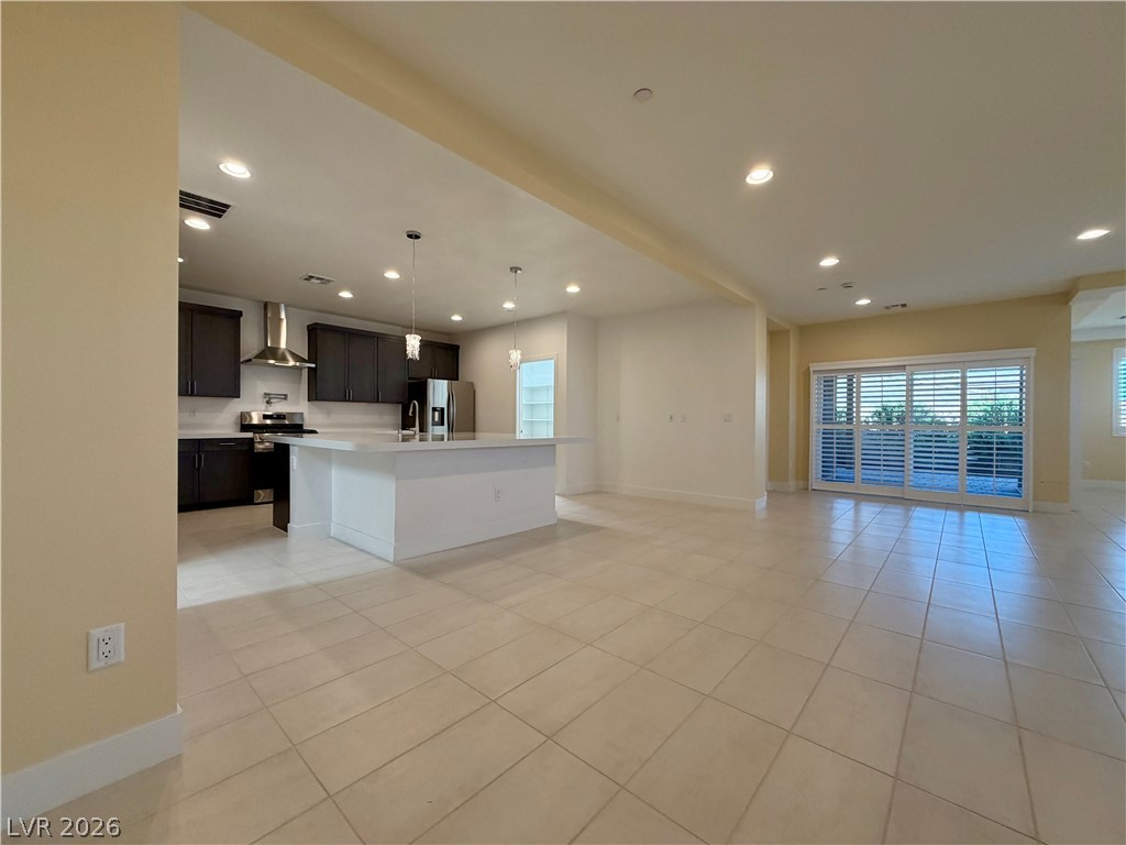400 South Jena Street Property Photo 3