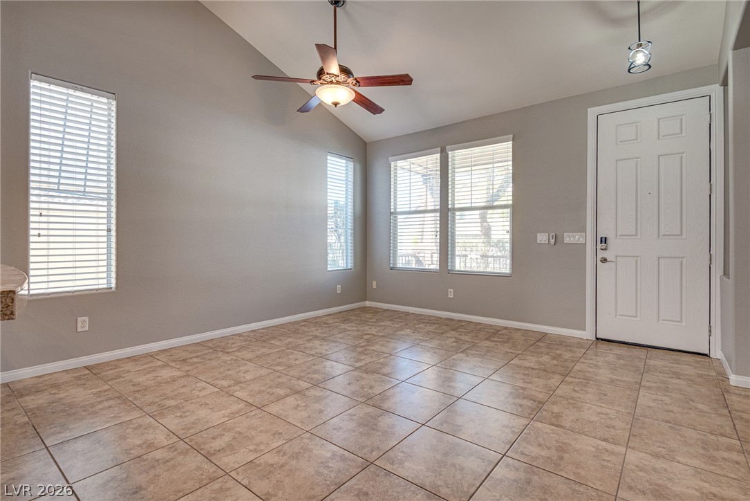 984 Playful Glow Street Property Photo 3