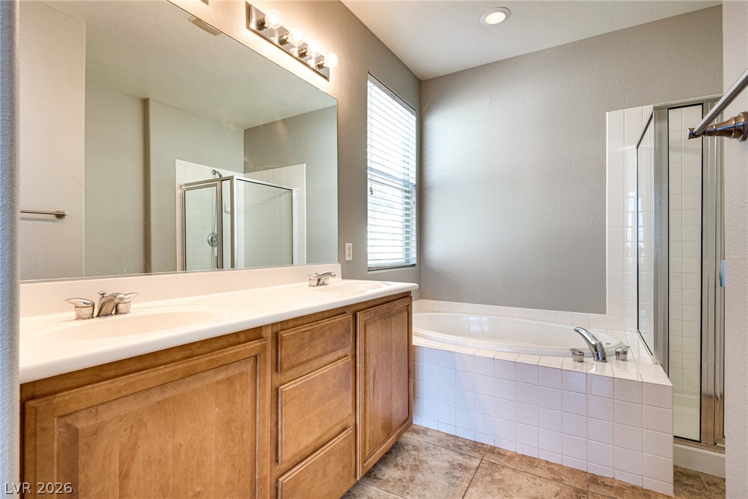 984 Playful Glow Street Property Photo 15