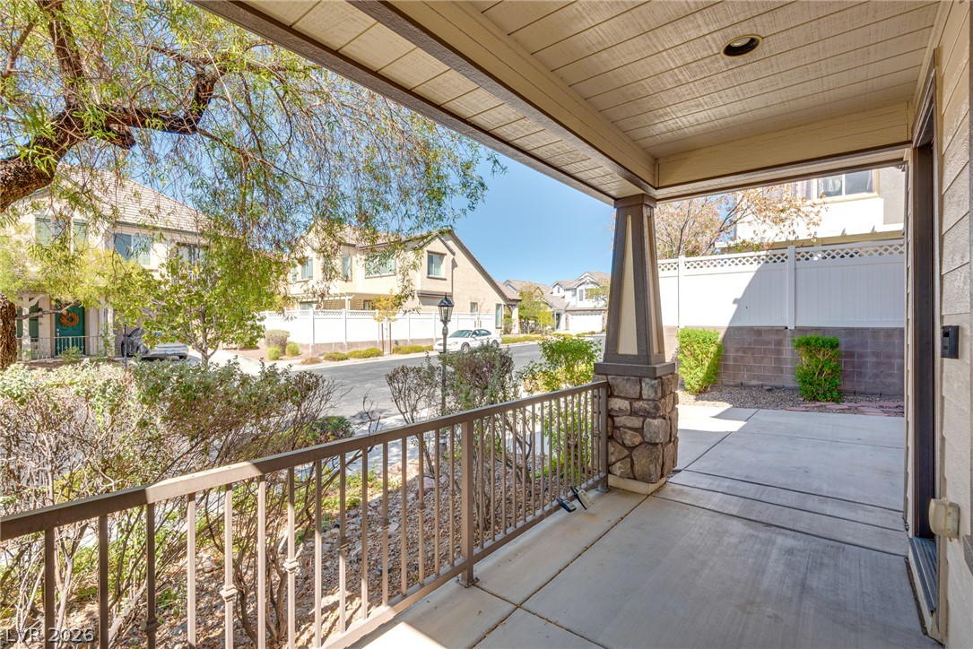 984 Playful Glow Street Property Photo 26