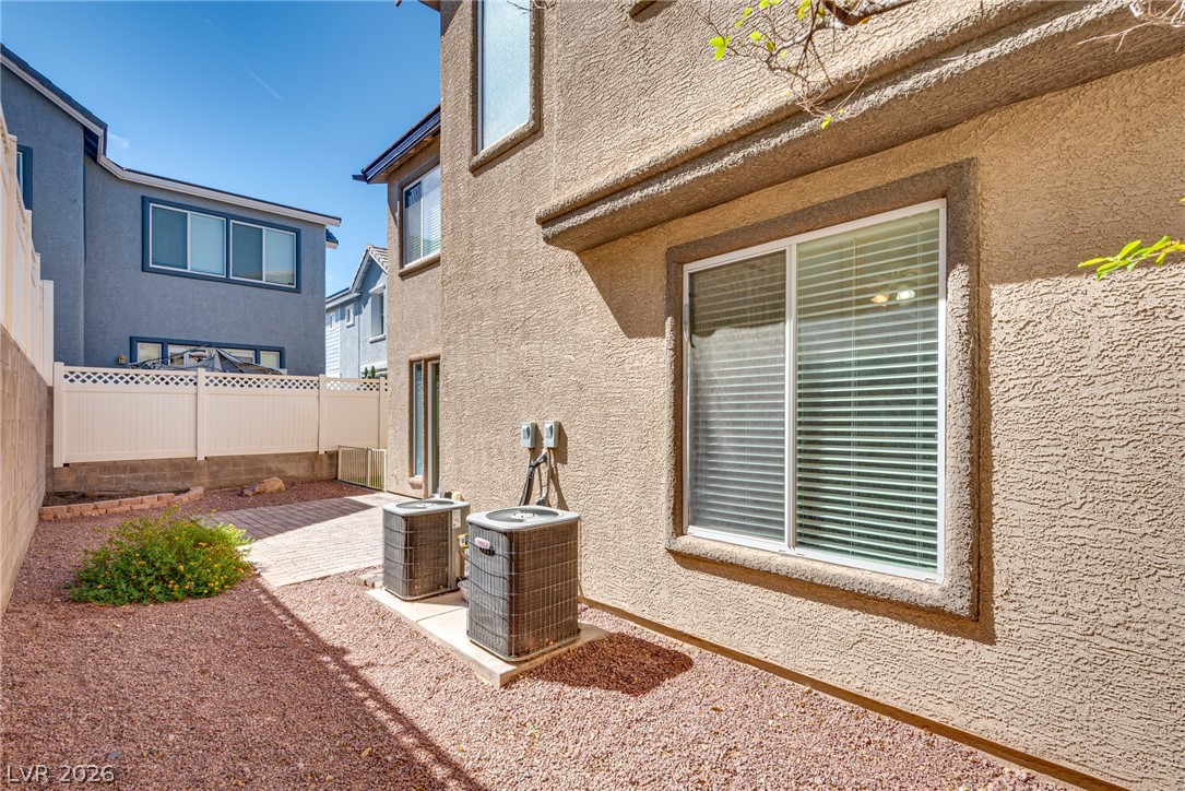 984 Playful Glow Street Property Photo 27