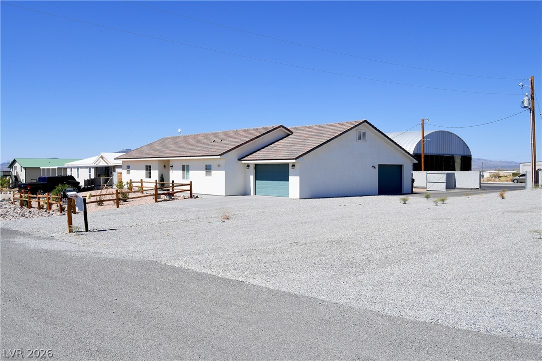 1160 Mitchell Place Property Photo 2